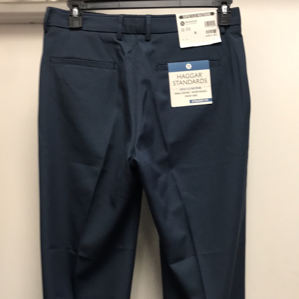 Haggar Men’s Standards Solid Gabardine Superflex Waist Flat Front Pants - Picture 6 of 8